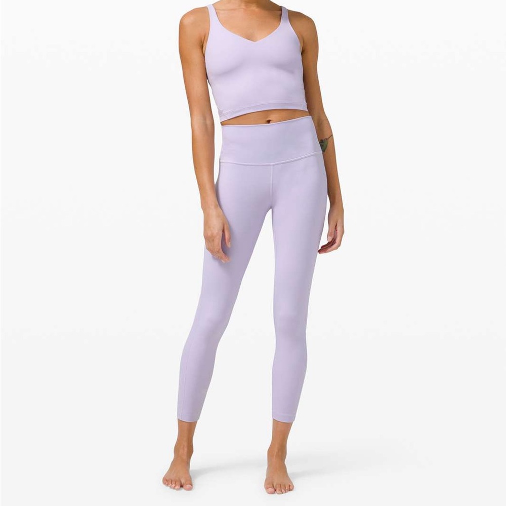 Lululemon Align Pant 25"
Lavender Dew, size 6